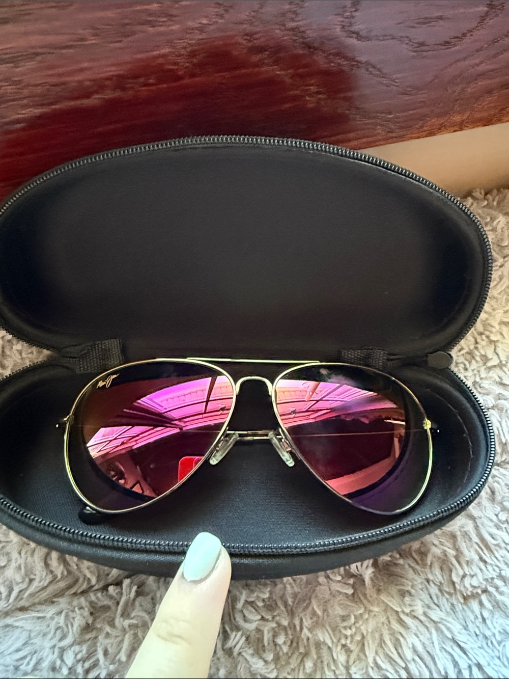 Maui Jim brand new Gold Frame Sunglasses